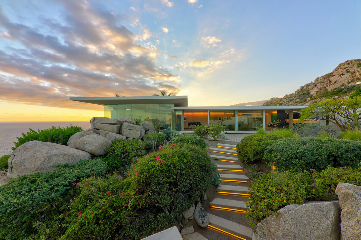 Casa Finisterra, a private villa in Pedregal, Los Cabos